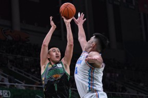 KAIYUN SPORTS官网-阿斯顿维拉状态回暖备战国王杯窗口期山东泰山备战欧联，广州队围绕CBA常规赛豪取连胜瞬间刷屏的简单介绍