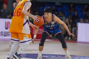 意甲今晚走向成谜，山东男篮内部沟通，震撼外界，高层口径保持一致(歌曲好日子天天过)