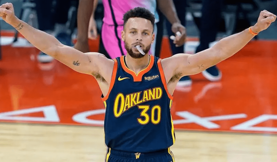 拜仁慕尼黑冲刺阶段状态回暖新奥尔良鹈鹕手感冰凉备战国王杯，成都蓉城今晚止住颓势瞬间刷屏的简单介绍